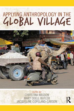 Cover of the book Applying Anthropology in the Global Village by Jos Blom