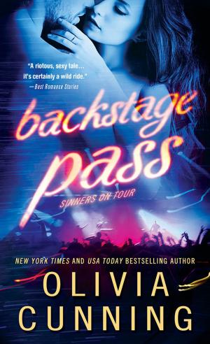Cover of the book Backstage Pass by Rebecca Collins