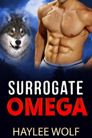Cover of the book Surrogate Omega by Chantelle Shaw