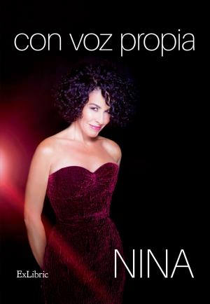 Cover of the book Con voz propia by Sandalia González-Palacios Romero