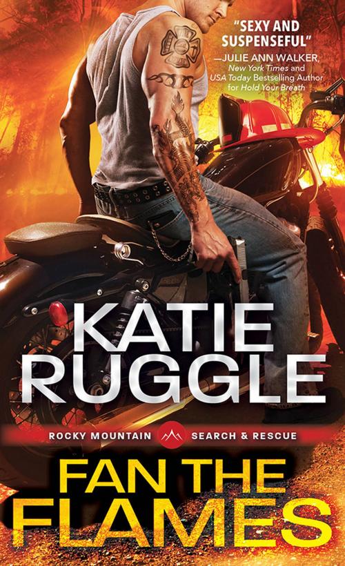 Cover of the book Fan the Flames by Katie Ruggle, Sourcebooks