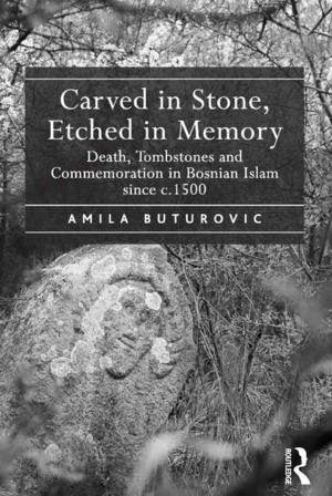 Book cover of Carved in Stone, Etched in Memory