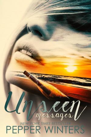 Cover of the book Unseen Messages by Leslie Kelly