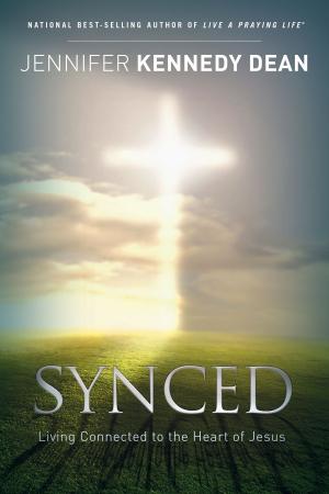 Cover of the book Synced by Jennifer Kennedy Dean