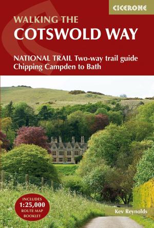 Book cover of The Cotswold Way
