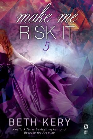 Cover of the book Make Me Risk It by Adam Makos, Larry Alexander