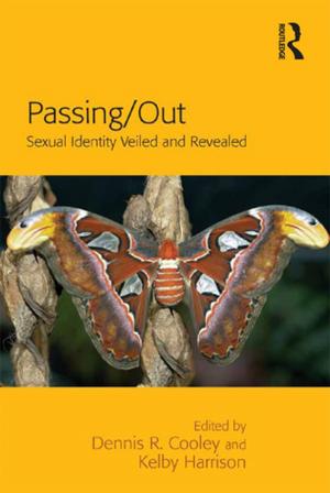 Cover of the book Passing/Out by Ron Morritt, Art Weinstein