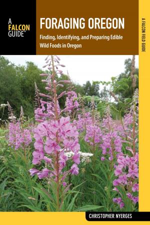 Book cover of Foraging Oregon