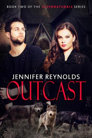 Cover of the book Outcast by Georgia Lyn Hunter