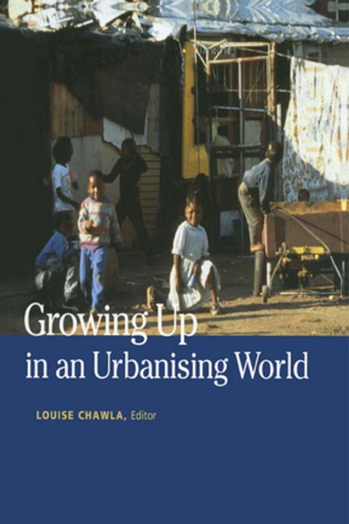 Cover of the book Growing Up in an Urbanizing World by , Taylor and Francis