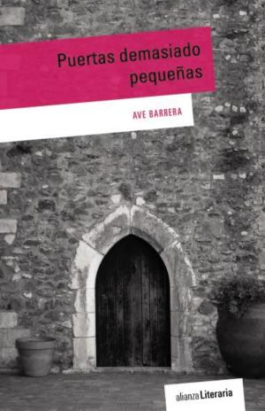 Cover of the book Puertas demasiado pequeñas by Miguel de Unamuno, Luciano González Egido