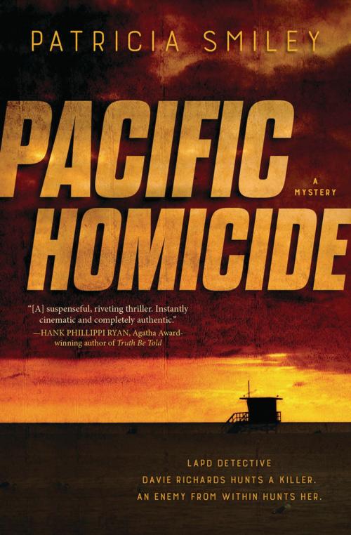 Cover of the book Pacific Homicide by Patricia Smiley, Llewellyn Worldwide, LTD.