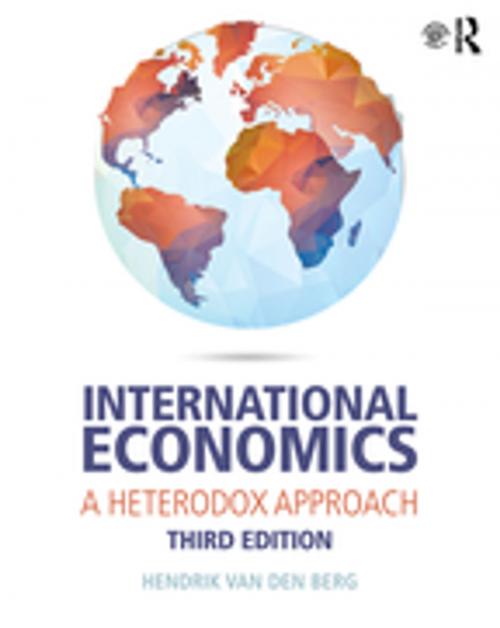 Cover of the book International Economics by Hendrik Van den Berg, Taylor and Francis