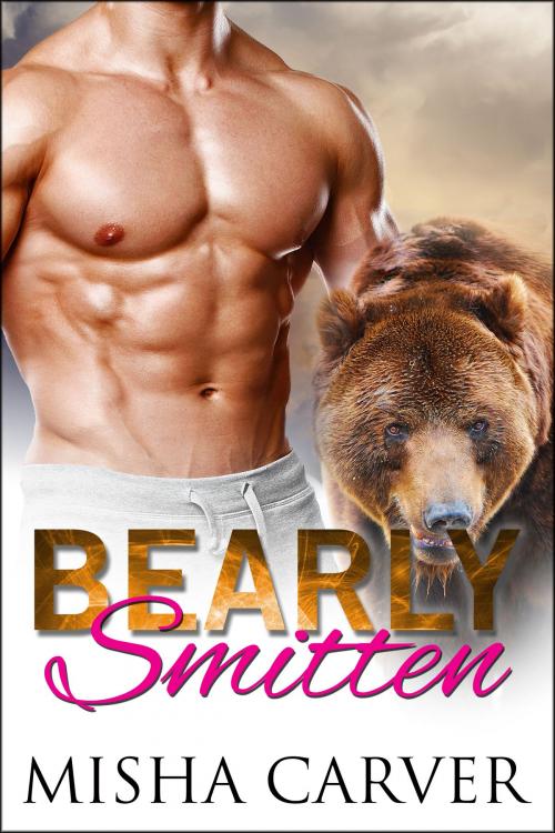 Cover of the book Bearly Smitten by Misha Carver, Misha Carver