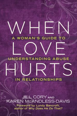 Cover of the book When Love Hurts by Carolyn Hart