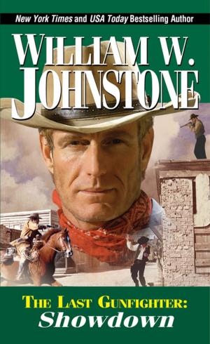 Cover of the book Showdown by John Manning