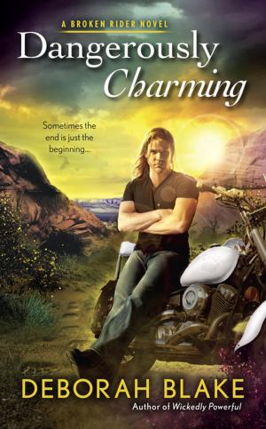 Cover of the book Dangerously Charming by Nora Roberts