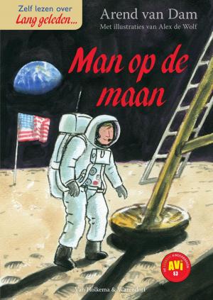 Cover of the book De man op de maan by Marianne Busser, Ron Schröder