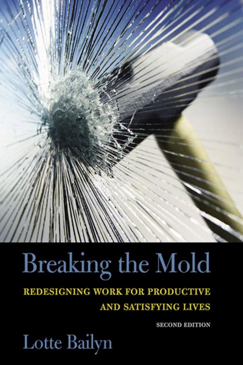 Cover of the book Breaking the Mold by Lotte Bailyn, Cornell University Press