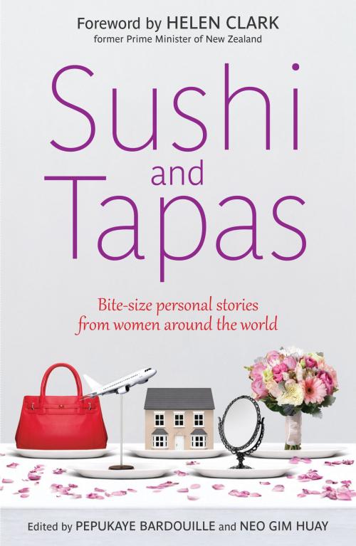 Cover of the book Sushi and Tapas by Neo Gim Huay, Pepukaye Bardouille, Epigram Books