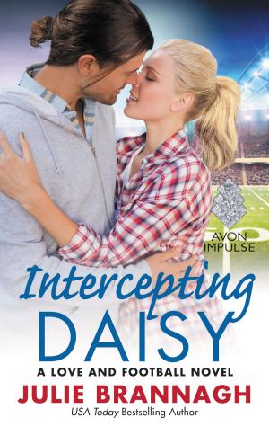 Cover of the book Intercepting Daisy by HelenKay Dimon
