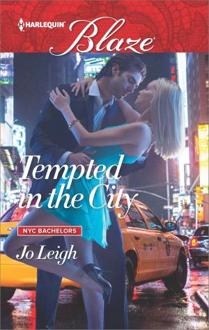 Cover of the book Tempted in the City by Penny Jordan, Michelle Reid