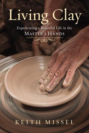 Book cover of Living Clay