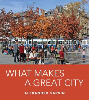 Cover of the book What Makes a Great City by John Muir