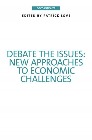 Cover of the book Debate the Issues: New Approaches to Economic Challenges by Collectif