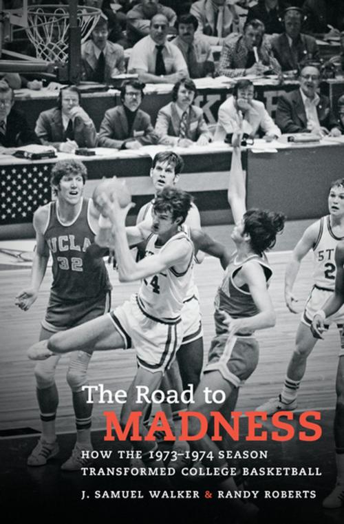 Cover of the book The Road to Madness by J. Samuel Walker, Randy Roberts, The University of North Carolina Press