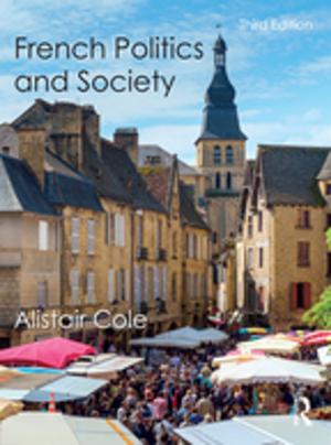 Cover of the book French Politics and Society by Lucia Dr Aiello
