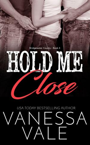 bigCover of the book Hold Me Close by 