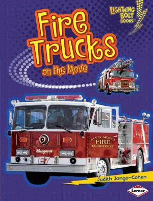 Cover of the book Fire Trucks on the Move by Kelly Milner Halls