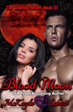Cover of the book Blood Moon by Claire Ashgrove