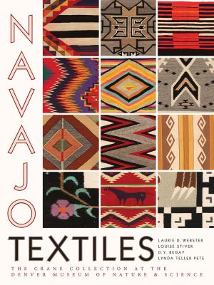 Cover of the book Navajo Textiles by Stephen E. Nash, James W. Hagadorn, Tatiana Muntian