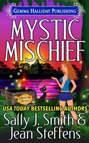 Cover of the book Mystic Mischief by Gemma Halliday, T. Sue VerSteeg