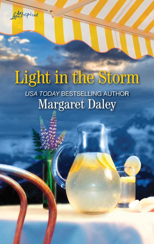 Cover of the book Light in the Storm by Margaret Daley, Harlequin