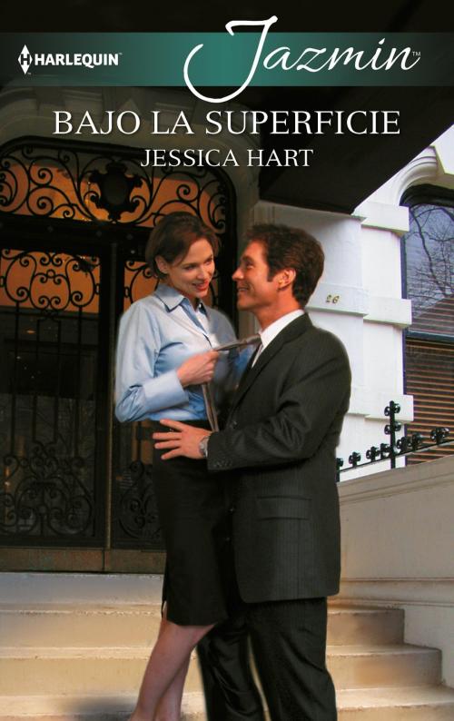 Cover of the book Bajo la superficie by Jessica Hart, Harlequin, una división de HarperCollins Ibérica, S.A.