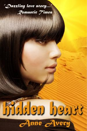Book cover of Hidden Heart