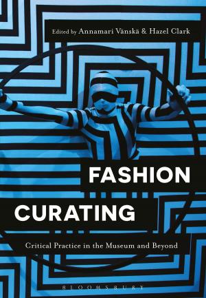 Cover of the book Fashion Curating by Philip Ridley