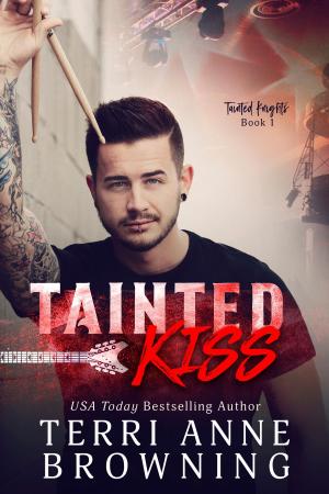 Book cover of Tainted Kiss