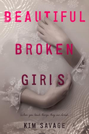 Book cover of Beautiful Broken Girls