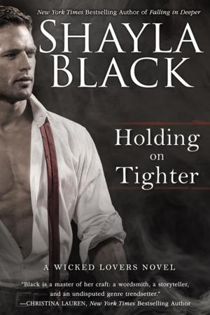 Cover of the book Holding on Tighter by Jill Santopolo
