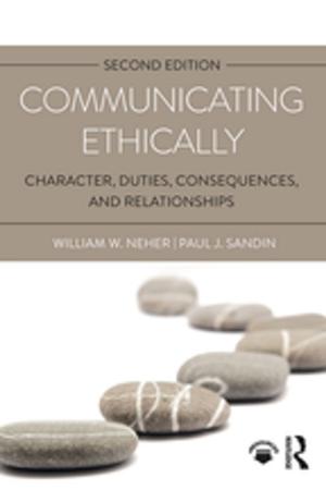 Cover of the book Communicating Ethically by Chris Rudd