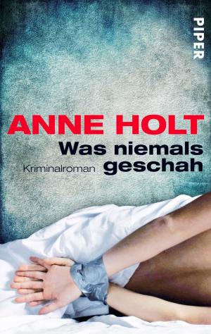 Cover of the book Was niemals geschah by Melanie Metzenthin