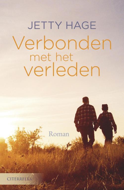 Cover of the book Verbonden met het verleden by Jetty Hage, VBK Media