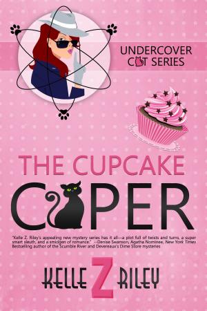 Cover of the book The Cupcake Caper by Dian Curtis Regan