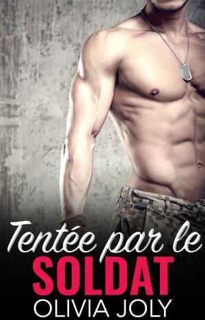 Cover of Tentée par le soldat