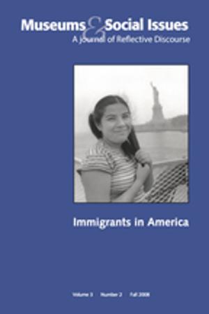 Cover of the book Immigrants in America by Jolyon Howorth, Anand Menon