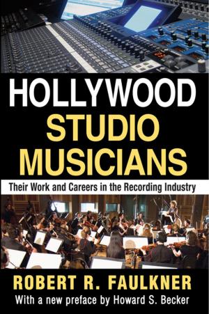 Book cover of Hollywood Studio Musicians
